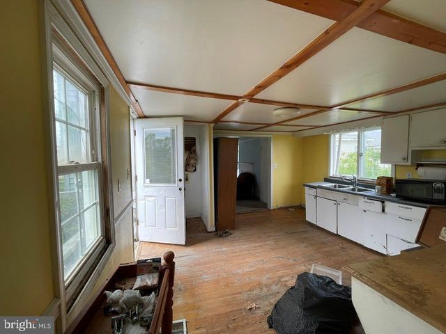 5107 CANTON RD, Tangier, VA 23440