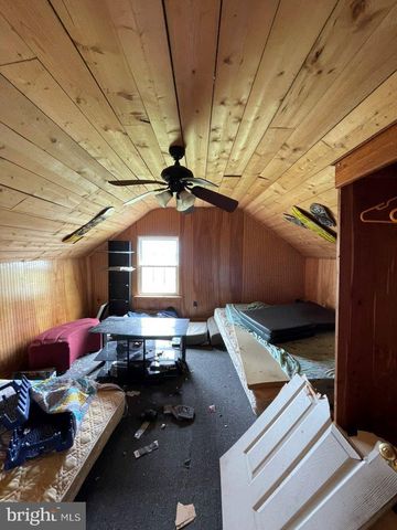 5107 CANTON RD, Tangier, VA 23440