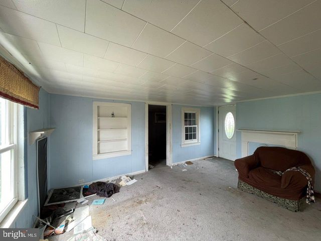 5107 CANTON RD, Tangier, VA 23440