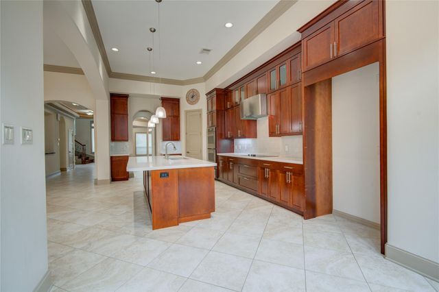 5346 Val Verde Street, Houston, TX 77056