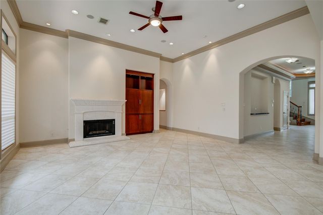 5346 Val Verde Street, Houston, TX 77056