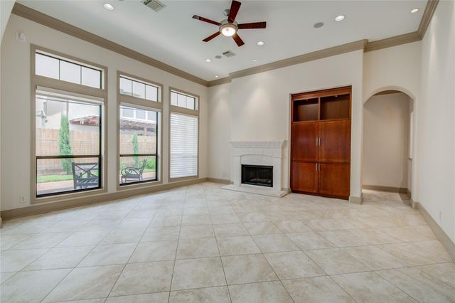 5346 Val Verde Street, Houston, TX 77056