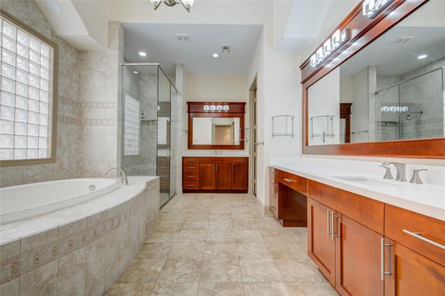 5346 Val Verde Street, Houston, TX 77056