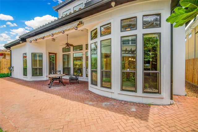 5346 Val Verde Street, Houston, TX 77056