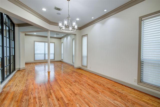 5346 Val Verde Street, Houston, TX 77056