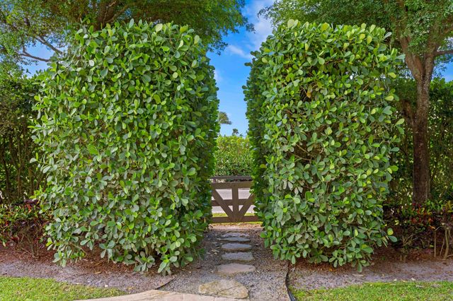 3151 Hickstead Place, Wellington, FL 33414