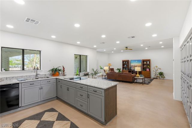 3070 Mann Street, Las Vegas, NV 89146
