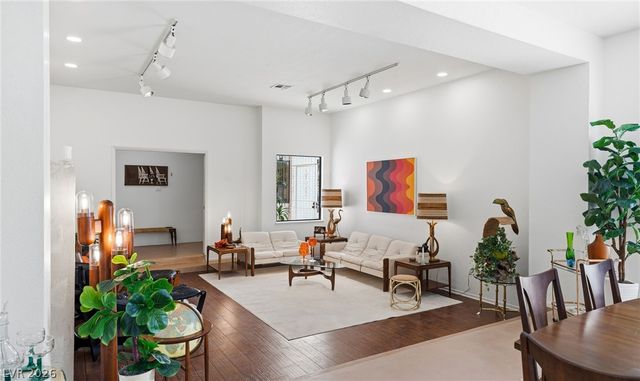 3070 Mann Street, Las Vegas, NV 89146