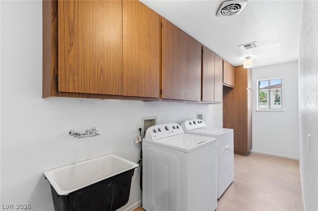 3070 Mann Street, Las Vegas, NV 89146