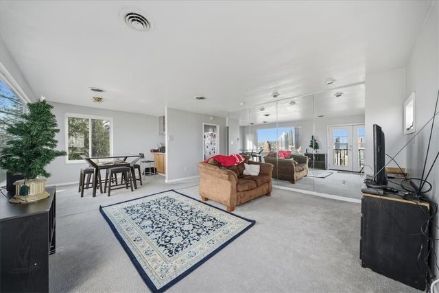 237 Grandview Avenue, Mt Washington, PA 15211