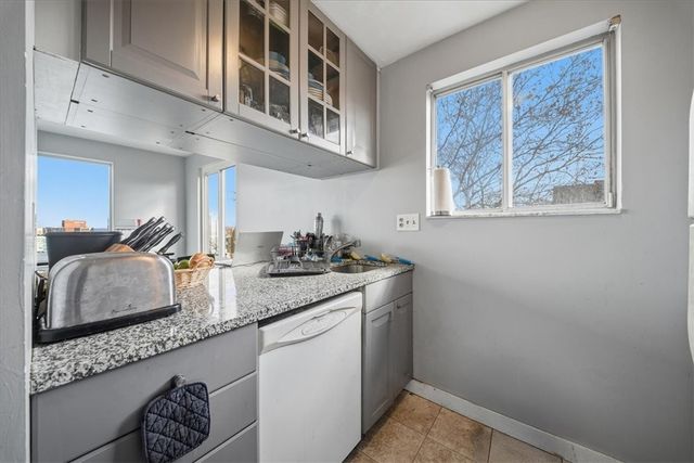 237 Grandview Avenue, Mt Washington, PA 15211