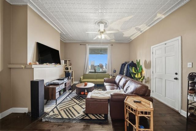 237 Grandview Avenue, Mt Washington, PA 15211