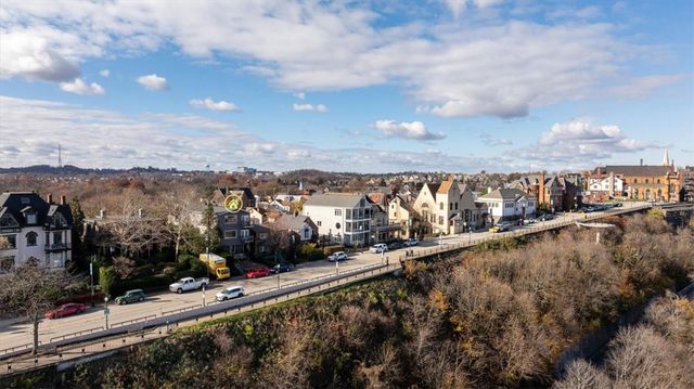 237 Grandview Avenue, Mt Washington, PA 15211