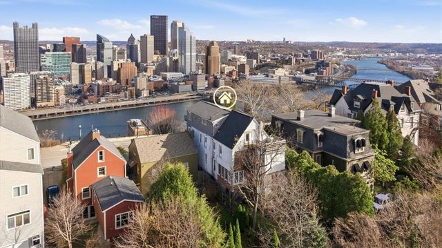 237 Grandview Avenue, Mt Washington, PA 15211