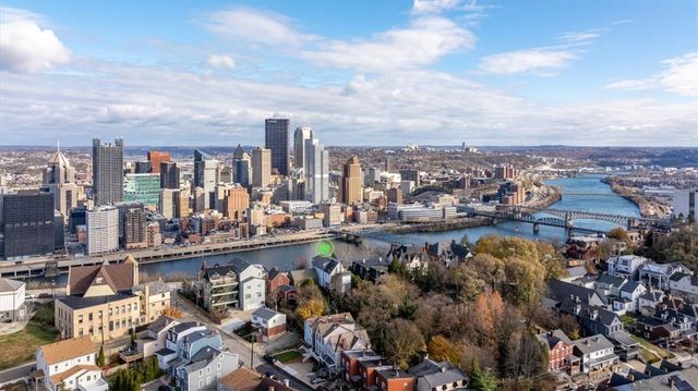 237 Grandview Avenue, Mt Washington, PA 15211