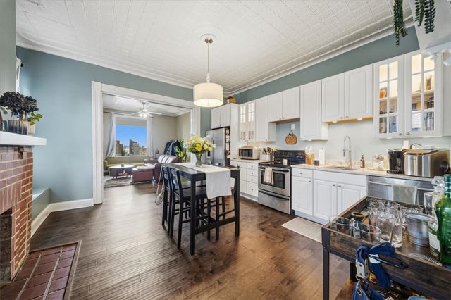 237 Grandview Avenue, Mt Washington, PA 15211