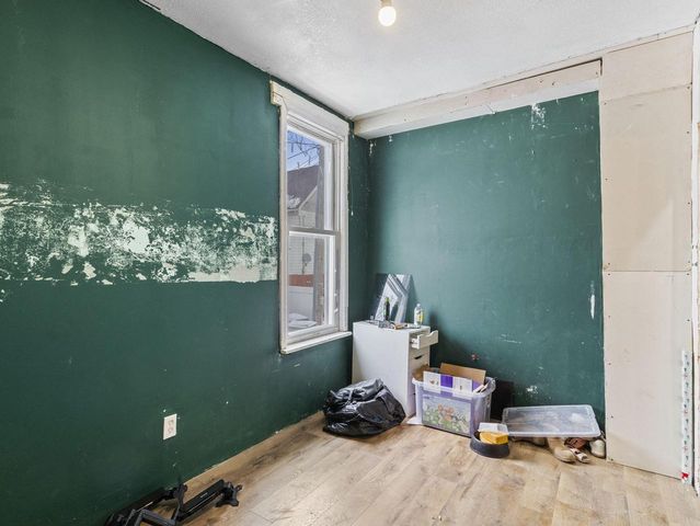 2418 S 30th STREET, Milwaukee, WI 53215