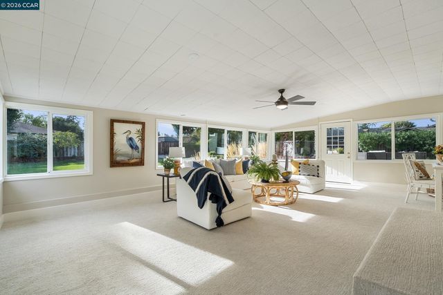 1267 David Ave, Concord, CA 94518