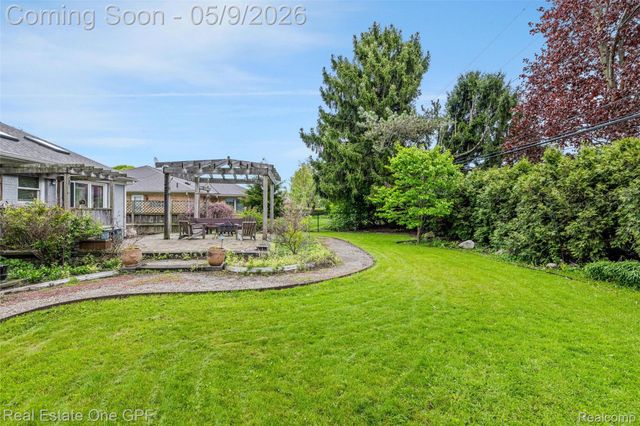 65 Willison Road, Village Of Grosse Pointe Shores, MI 48236