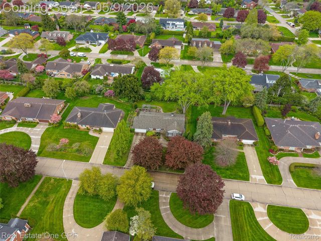 65 Willison Road, Village Of Grosse Pointe Shores, MI 48236