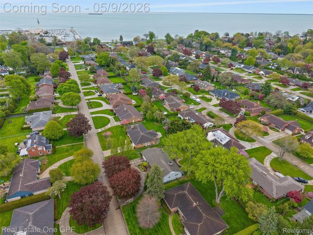 65 Willison Road, Village Of Grosse Pointe Shores, MI 48236