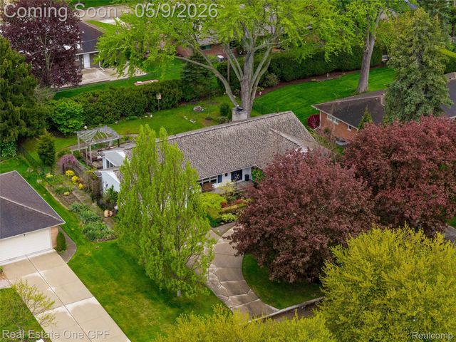 65 Willison Road, Village Of Grosse Pointe Shores, MI 48236