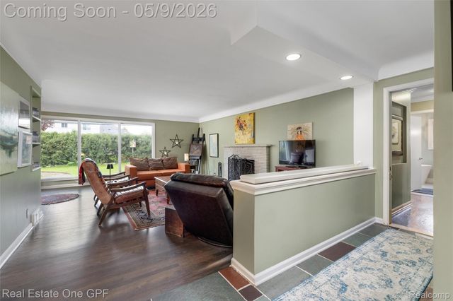 65 Willison Road, Village Of Grosse Pointe Shores, MI 48236