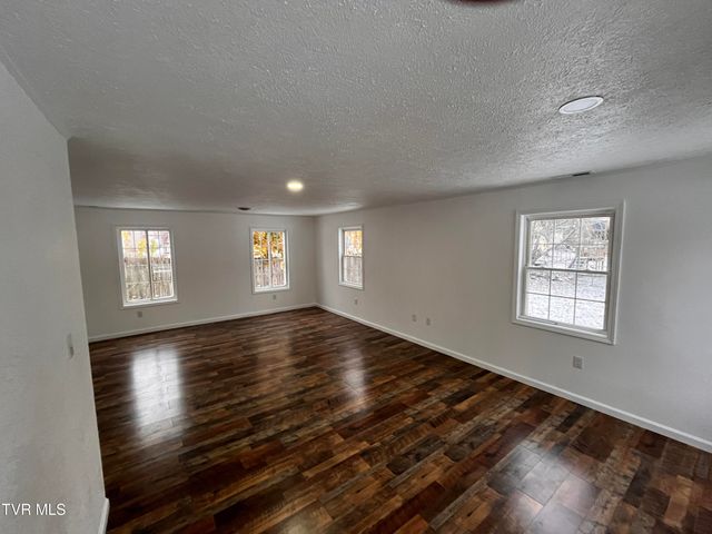 12151 Retford Road, Coeburn, VA 24230