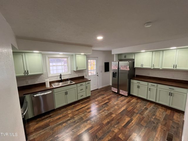 12151 Retford Road, Coeburn, VA 24230