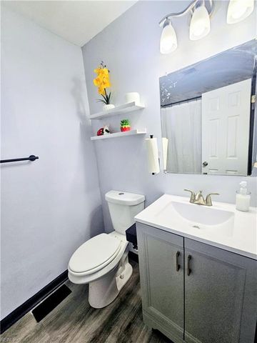 203 Median CIR, Portsmouth, VA 23701