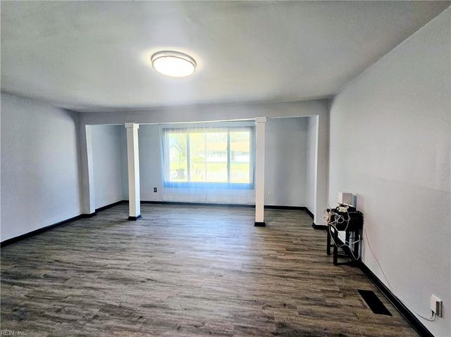 203 Median CIR, Portsmouth, VA 23701