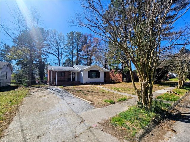 203 Median CIR, Portsmouth, VA 23701