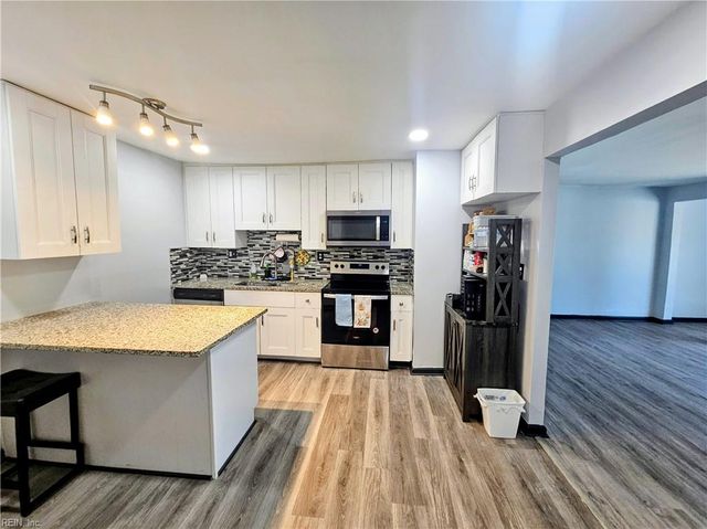 203 Median CIR, Portsmouth, VA 23701