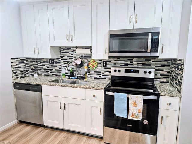 203 Median CIR, Portsmouth, VA 23701