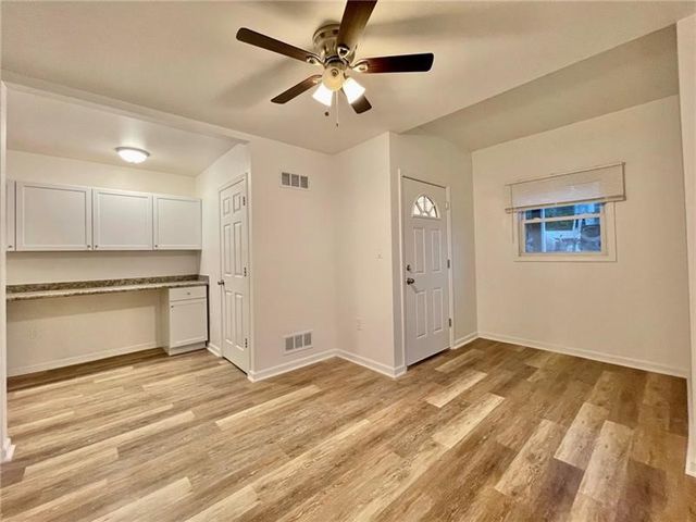 860 Pennsylvania Ave, Coraopolis, PA 15108