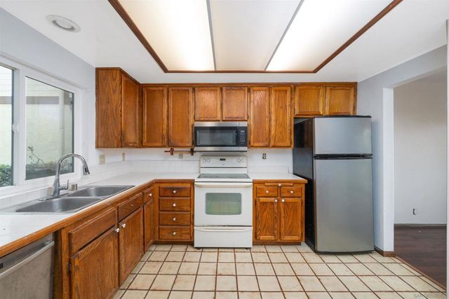 5654 Tumbleweed Way, Oceanside, CA 92057