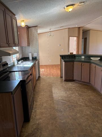 125 Classic Country Court, Springtown, TX 76082