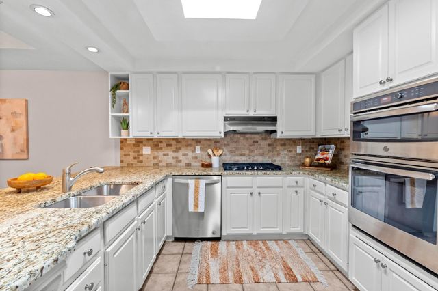 1000 Liberty Park DR 205, Austin, TX 78746