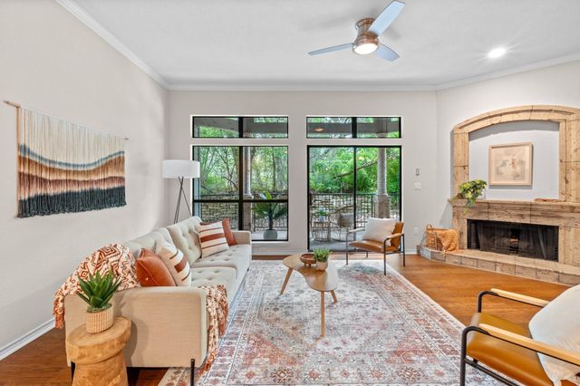 1000 Liberty Park DR 205, Austin, TX 78746