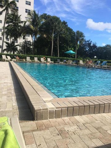 3100 N Palm Aire Drive 706, Pompano Beach, FL 33069
