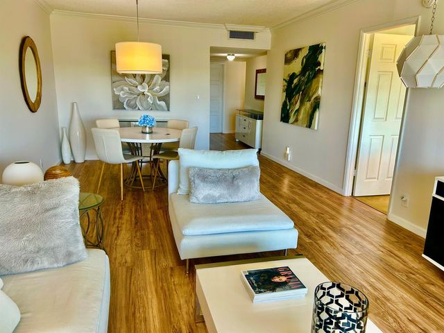 3100 N Palm Aire Drive 706, Pompano Beach, FL 33069