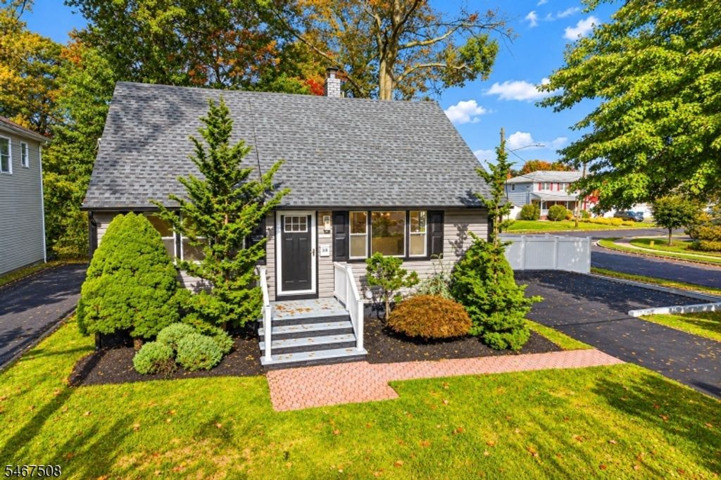 38 GERTRUDE STREET, Clark Twp., NJ 07066 — photo 2