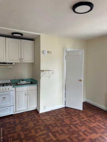 451 E Broadway 1, Long Beach, NY 11561