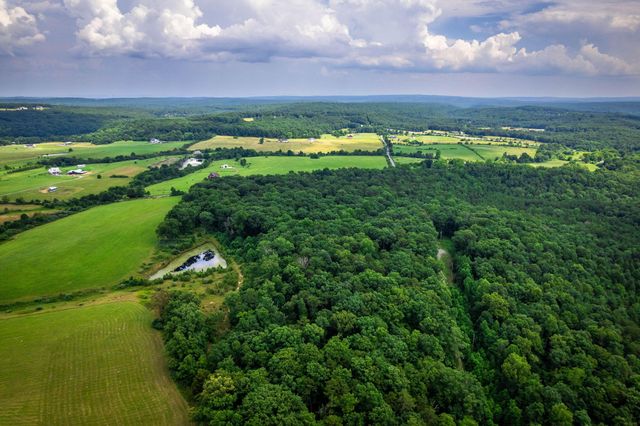 1901 Lewis Chapel Road, Graysville, TN 37338