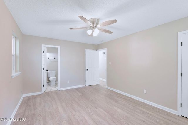 2806 Hickman Avenue, Picayune, MS 39466