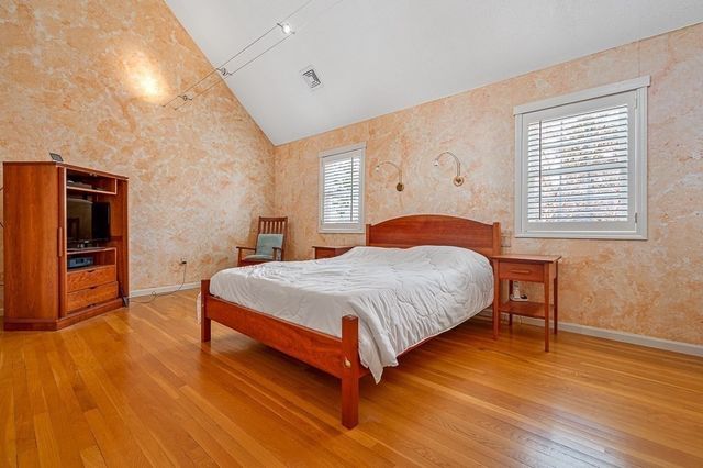 39 Waterford Drive 39, Worcester, MA 01602