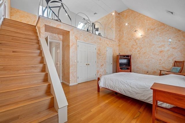 39 Waterford Drive 39, Worcester, MA 01602