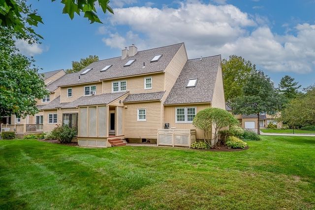 39 Waterford Drive 39, Worcester, MA 01602