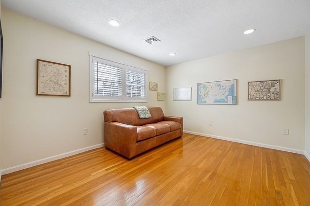 39 Waterford Drive 39, Worcester, MA 01602