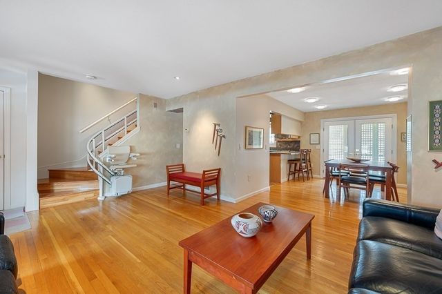 39 Waterford Drive 39, Worcester, MA 01602